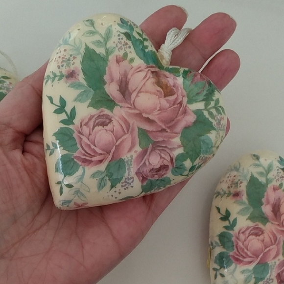Vintage Bundle of 3 Floral Heart Ornaments Set Cream and Pink GORGEOUS - Picture 5 of 13